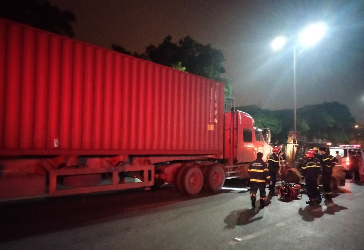 Cứu nạn 02 nạn nhân trong vụ tai nạn giao thông xảy ra tại số 657 đường Nguyễn Bỉnh Khiêm, phường Đông Hải 1(Hải An)